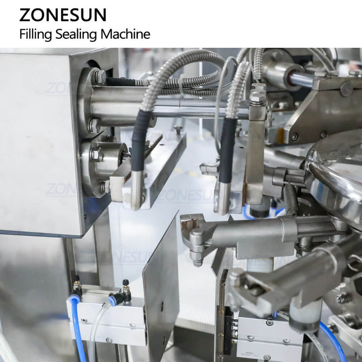 sealing structure of pet food packing machine
