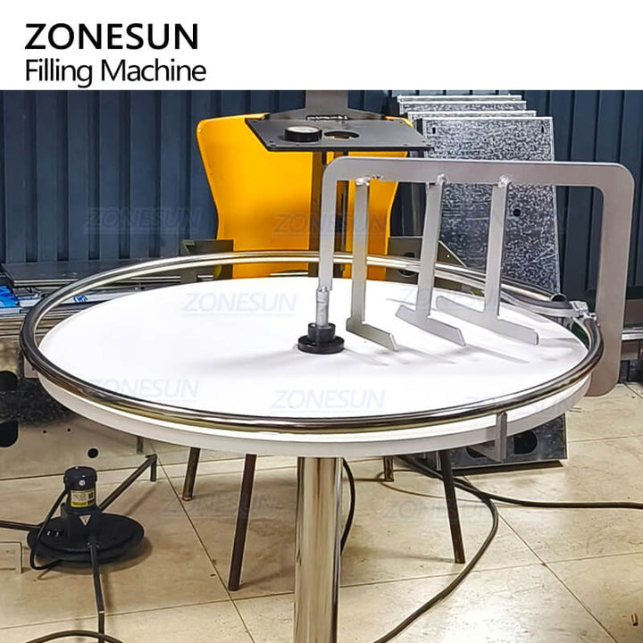 feeding structure of filling machine