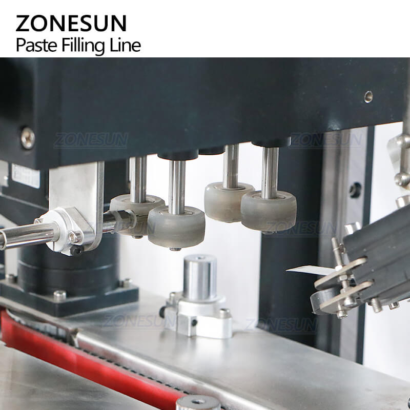 capping structure of filling line