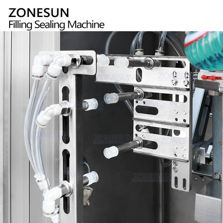 pouch feeding structure of packaging machine for paste