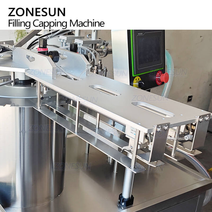 bag feeding structure of filling capping machine