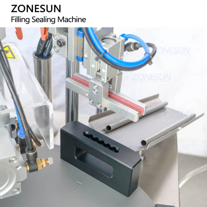 automatic robot pick-up component of ZS-FS50U single-dose strips packaging machine