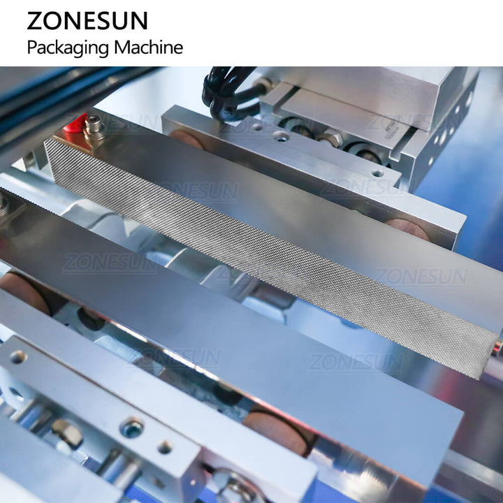 sealing structure of premade pouch filling sealing machine