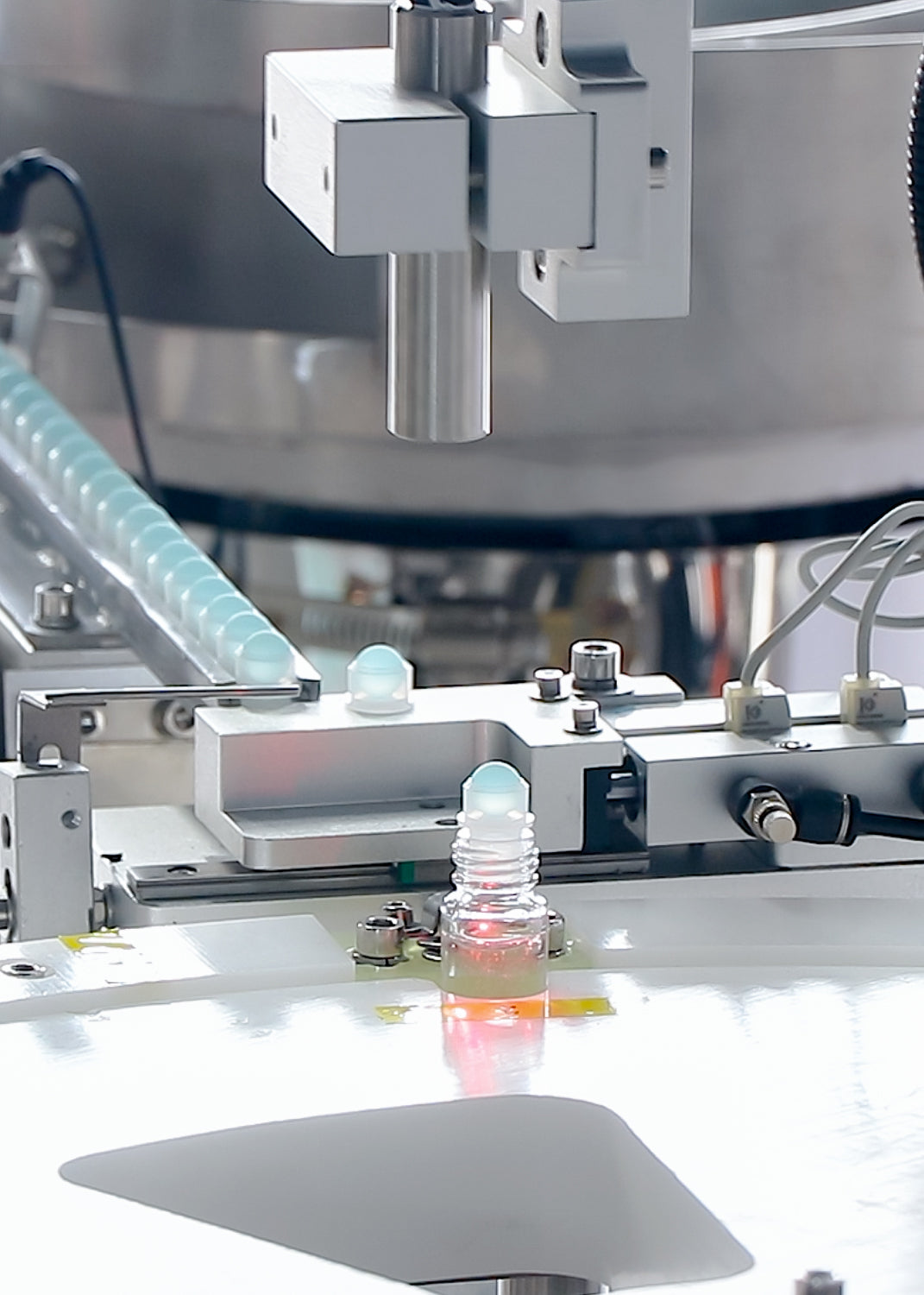 roll-on perfume filling machine
