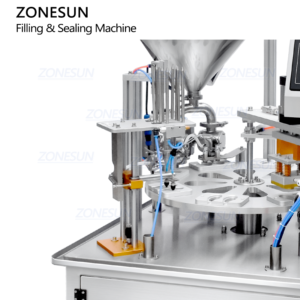 film feeding structure of honey spoon filling sealing machine