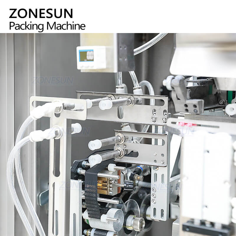 pouch feeder of chili powder filling machine