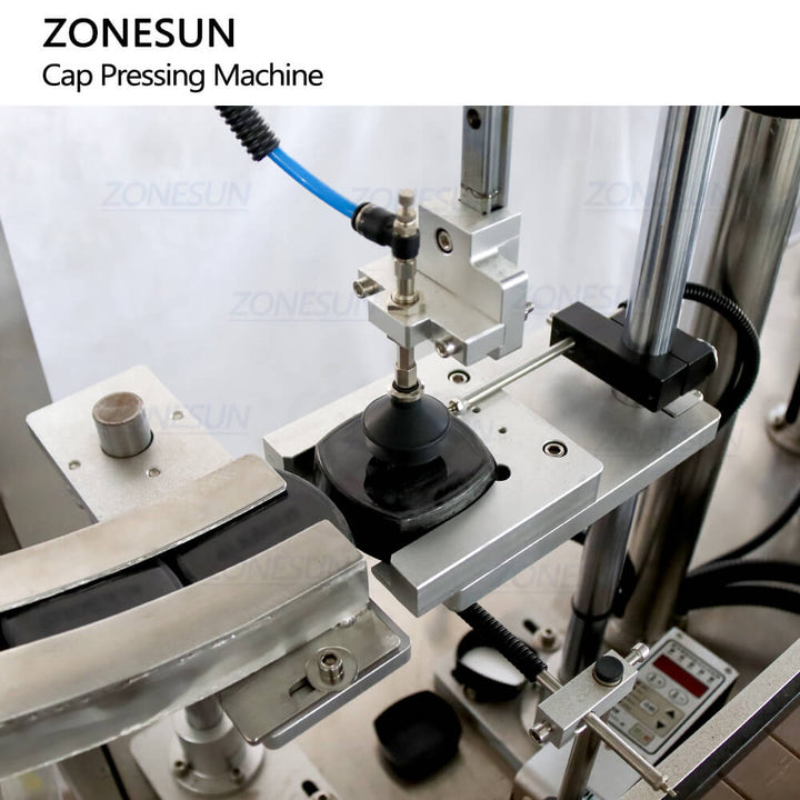 cap feeding structure of capping machine