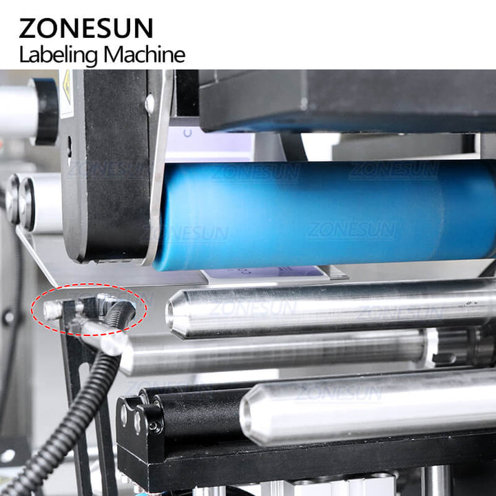 labeling structure of toothpaste tube labeling machine