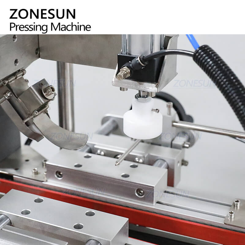 cap pressing structure of automatic snap capping machine with vibratory bowl