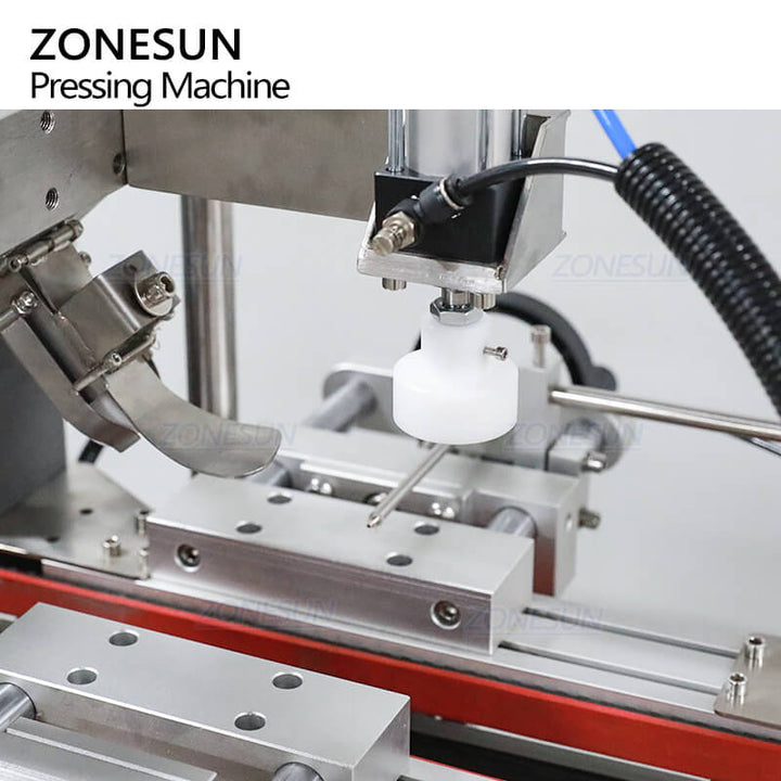 cap pressing structure of automatic snap capping machine with vibratory bowl