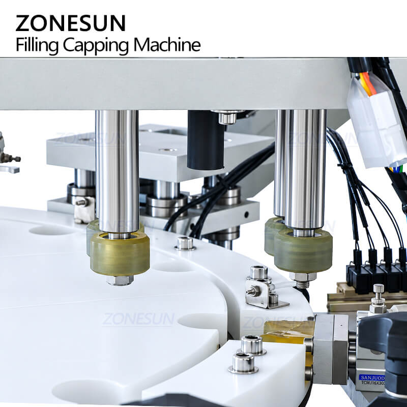 capping system of filling and capping machine