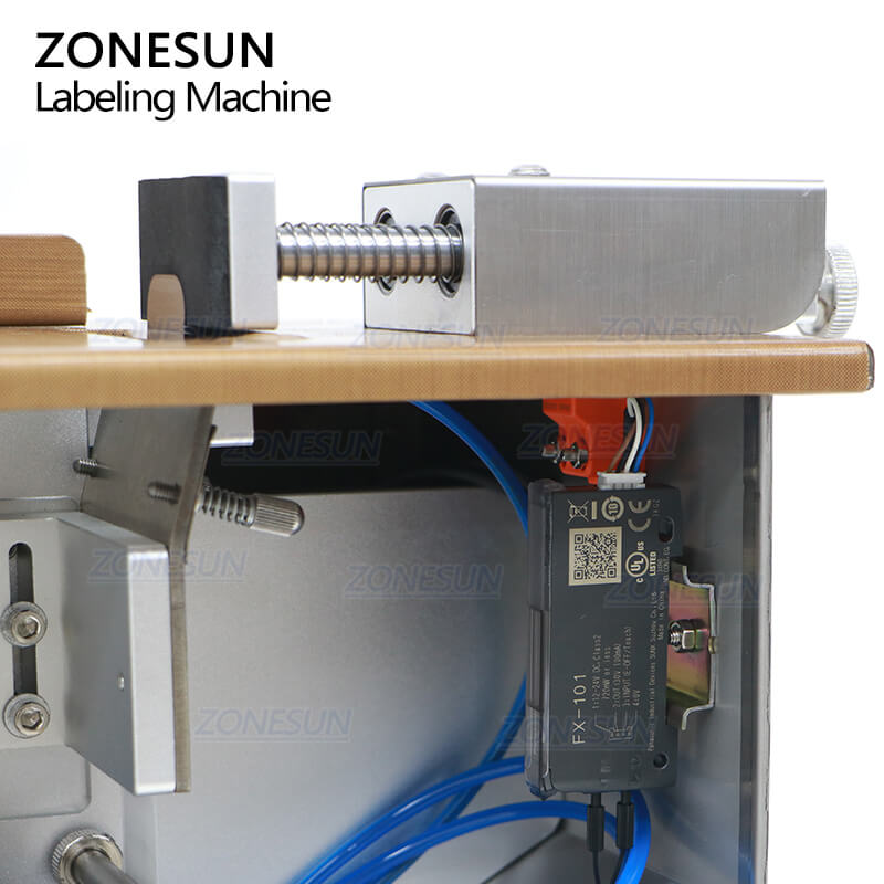 Electronic Gift Paper Boxes Corner Tamper Evident Labeling Machine For ...