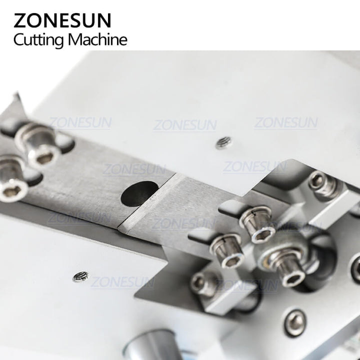 cutting structure of dip tube cutting machine