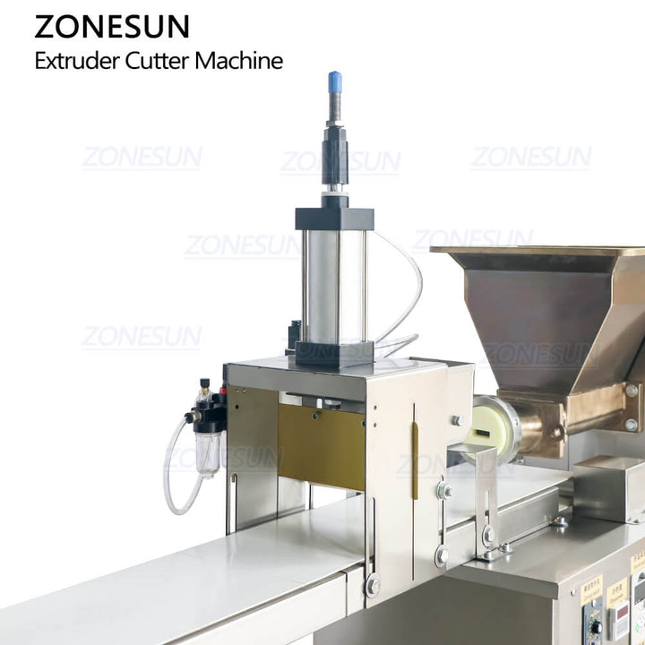 cutting structure of energy bar  making machine