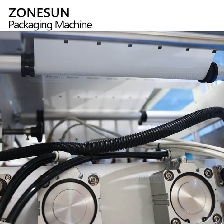 film pulling system of liquid filling sealing machine