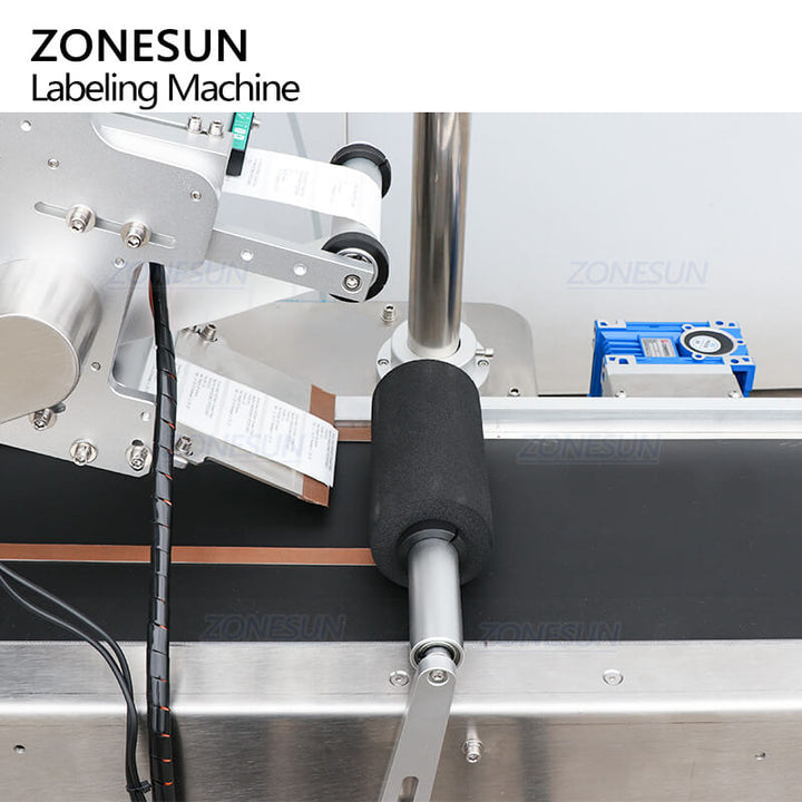 labeling structure of top side labeling machine
