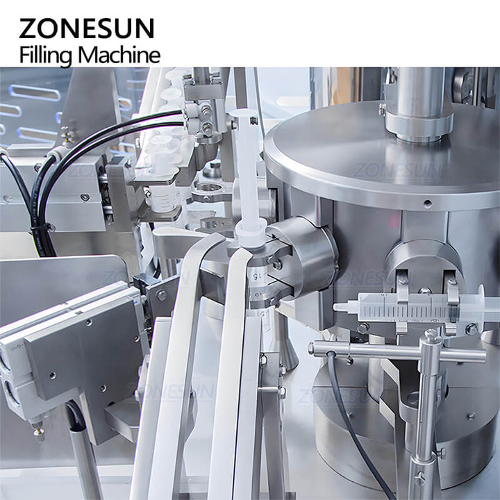 output station of medical syringe filling machine