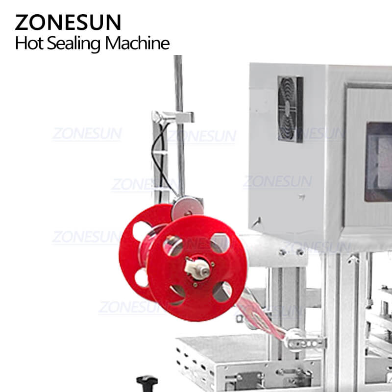film winding structure of automatic roll film sealing machine