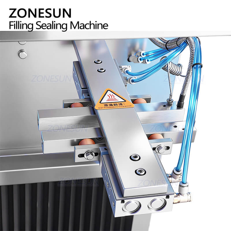 sealing structure of automatic pouch feeding filling and sealing machine