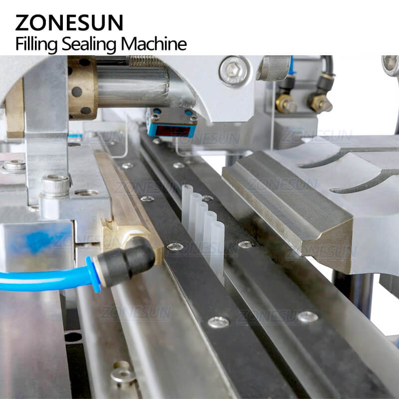 sealing structure of monodose strips filling machine