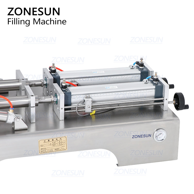 Double heads pneumatic filling machine with mixer and heater